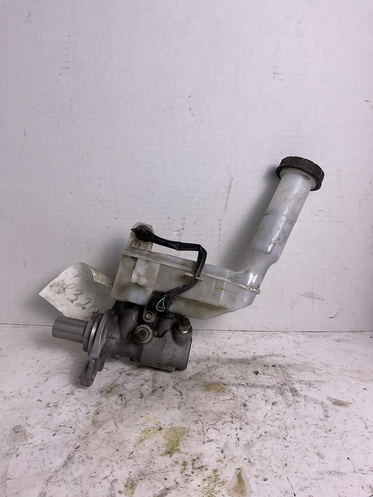 Master Cylinder NISSAN SENTRA 13 14 15 16 17 18 191