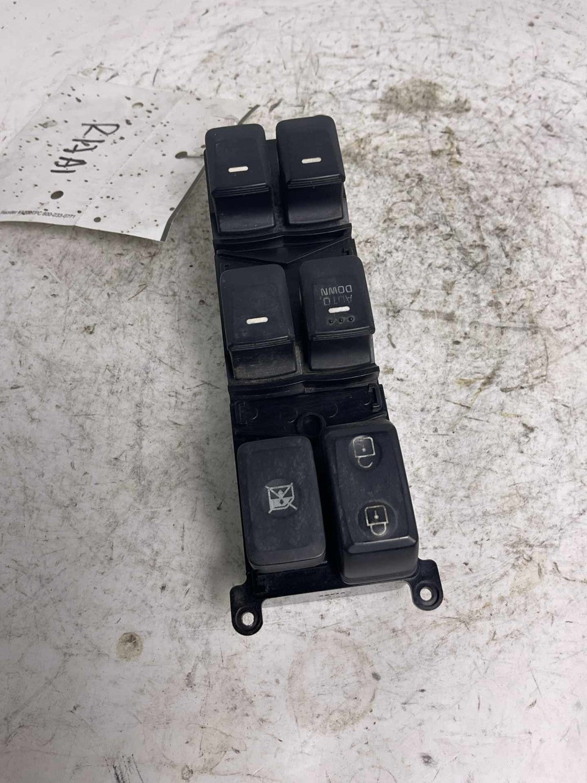Door Switch Front KIA FORTE 14 15 160