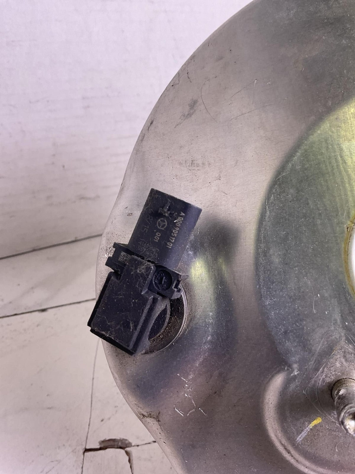 Power Brake Booster MERCEDES C-CLASS 15 16 17 182