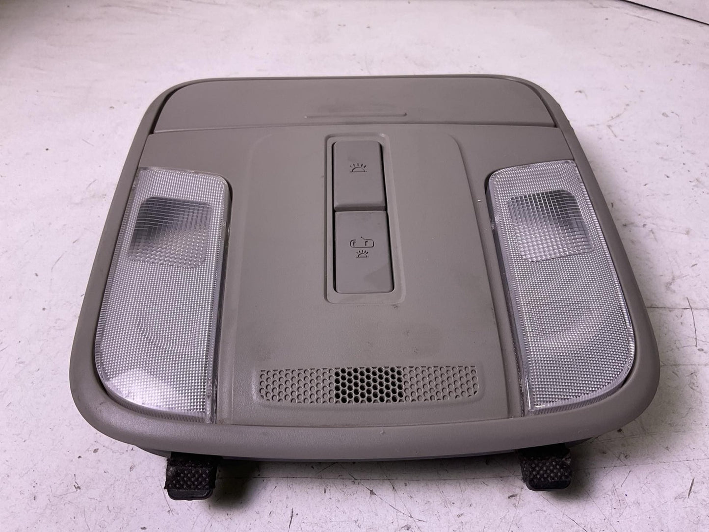 Front Console KIA SEDONA 15 16 17 180