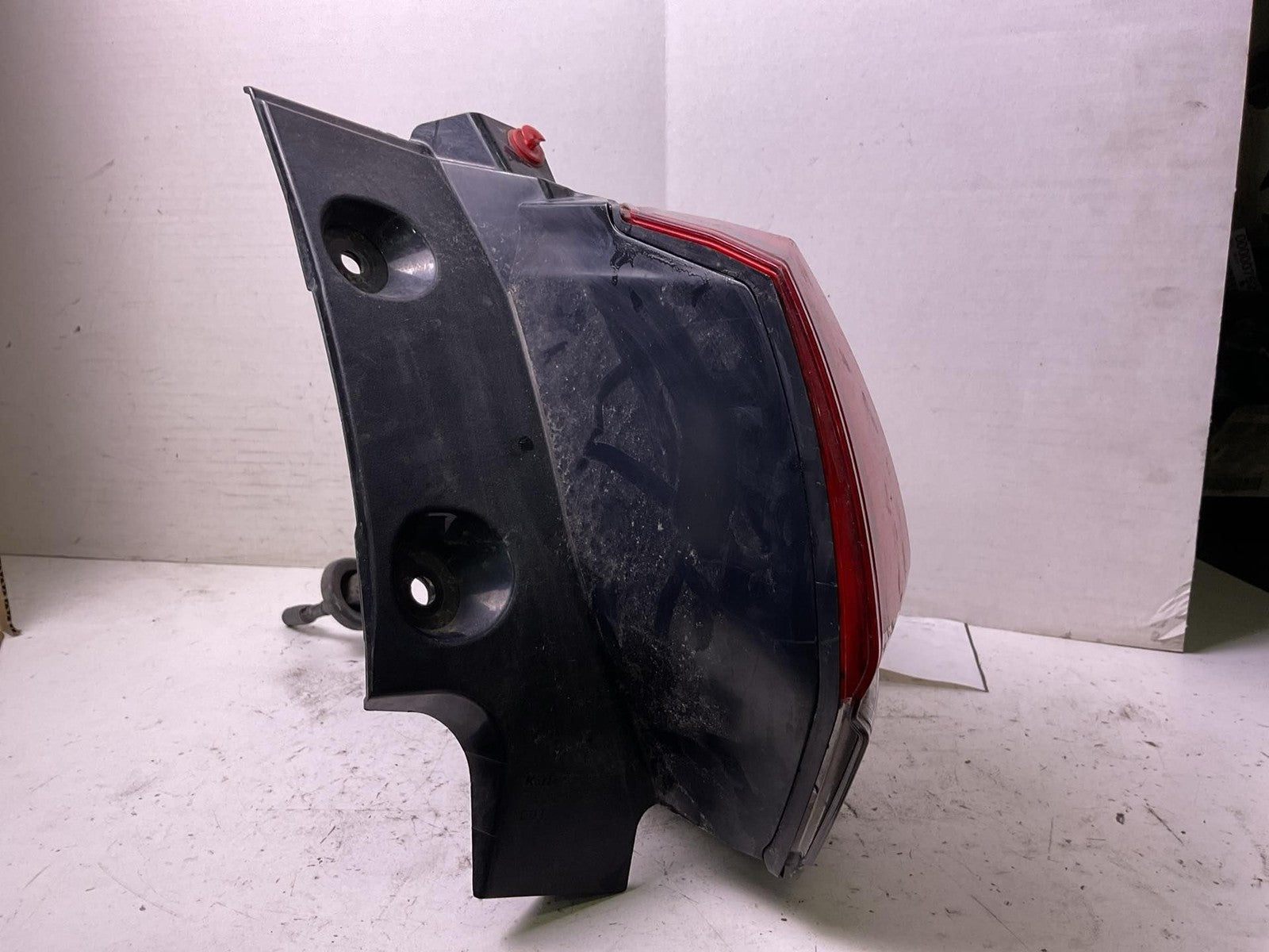 Tail Light Assembly ROGUE EXCEPT SPORT Right 17 18 19 202