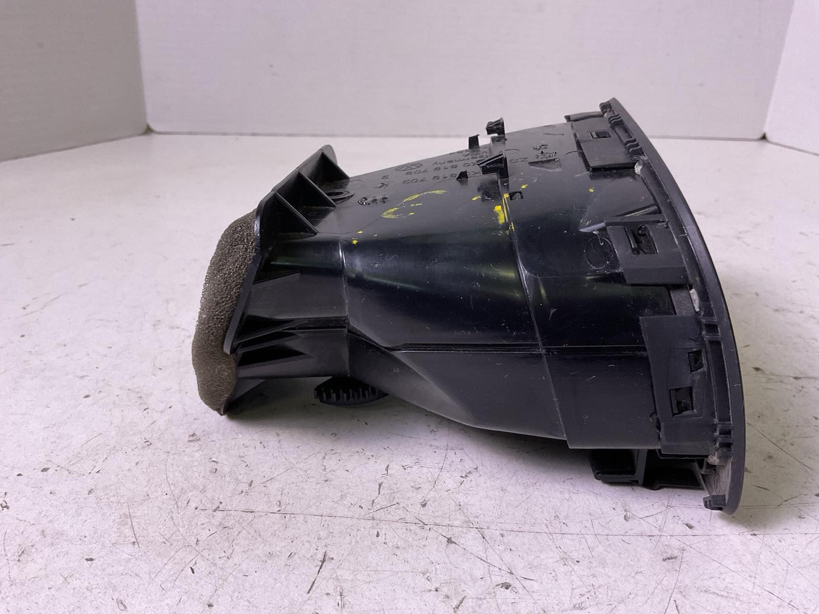 Air Cond./heater Vents GOLF EXCEPT GTI 122