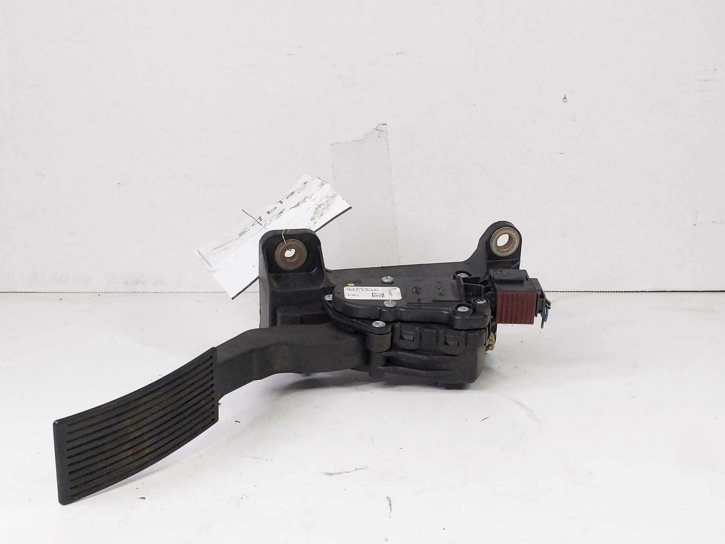 Gas Pedal NISSAN PATHFINDER 115