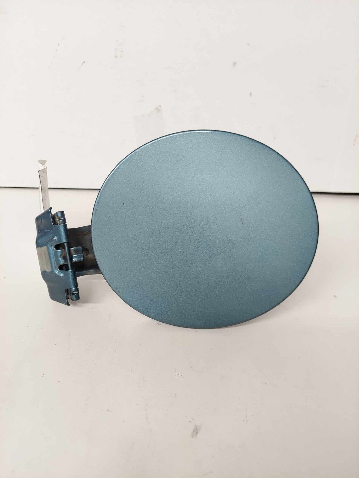 Fuel Tank Door MAZDA 3 10 11 12 130