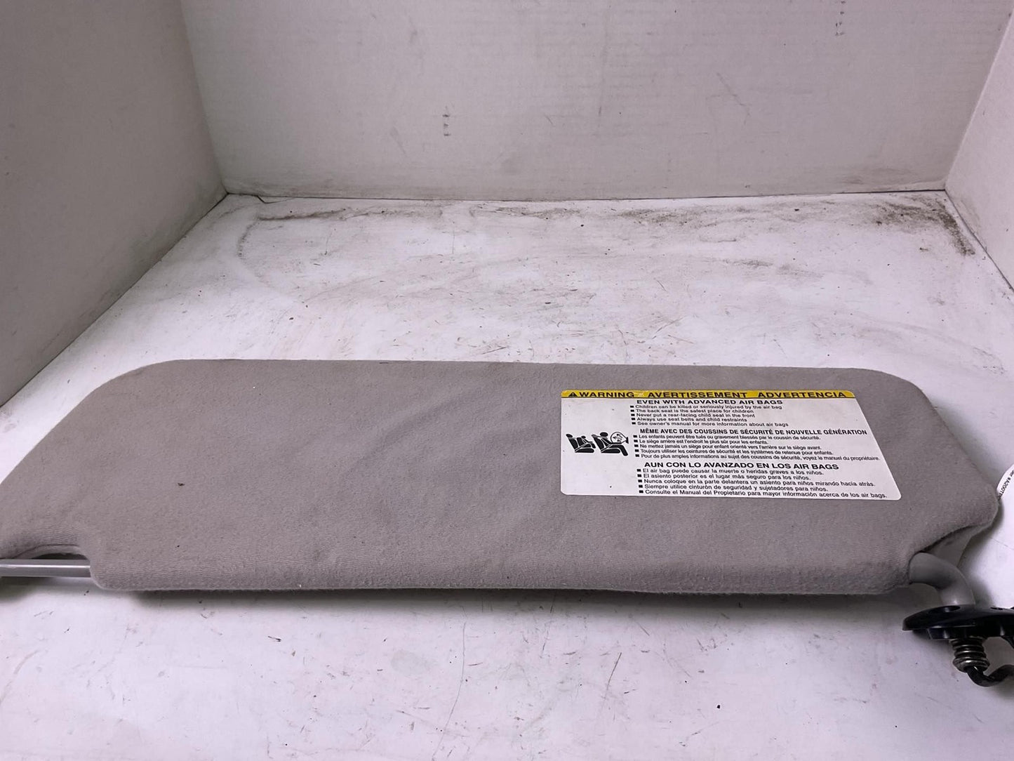 Sun Visor TOYOTA SIENNA Right 05 06 07 08 09 102