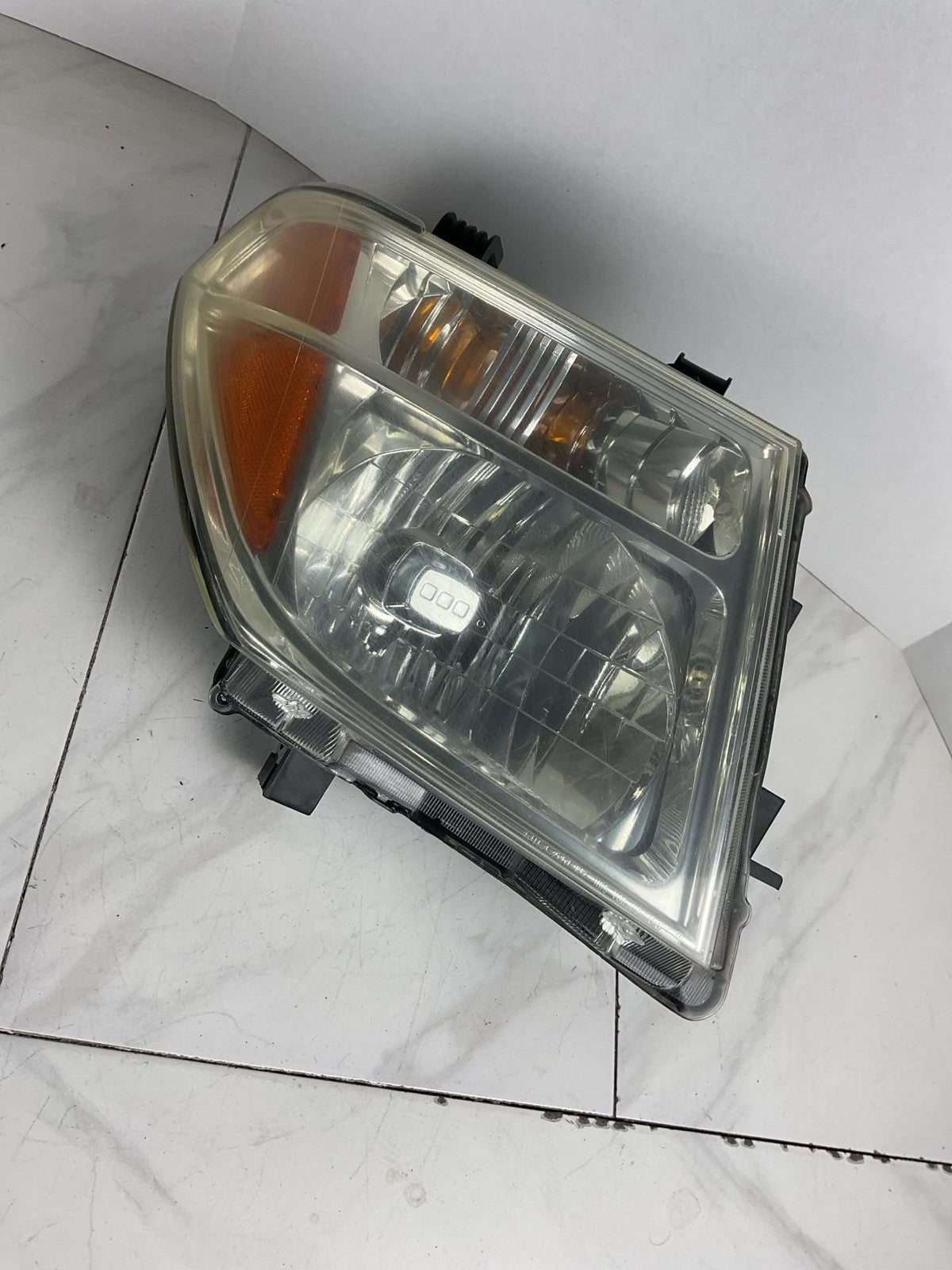Headlamp Assembly NISSAN FRONTIER Right 05 06 07 080