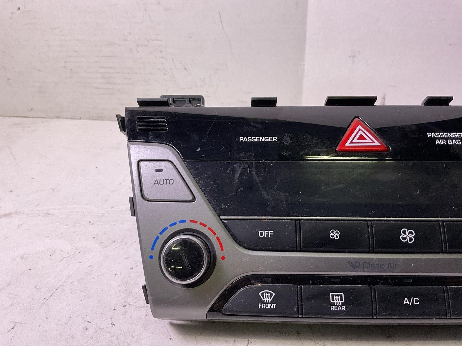 Heater A/c Control HYUNDAI ELANTRA 17 181