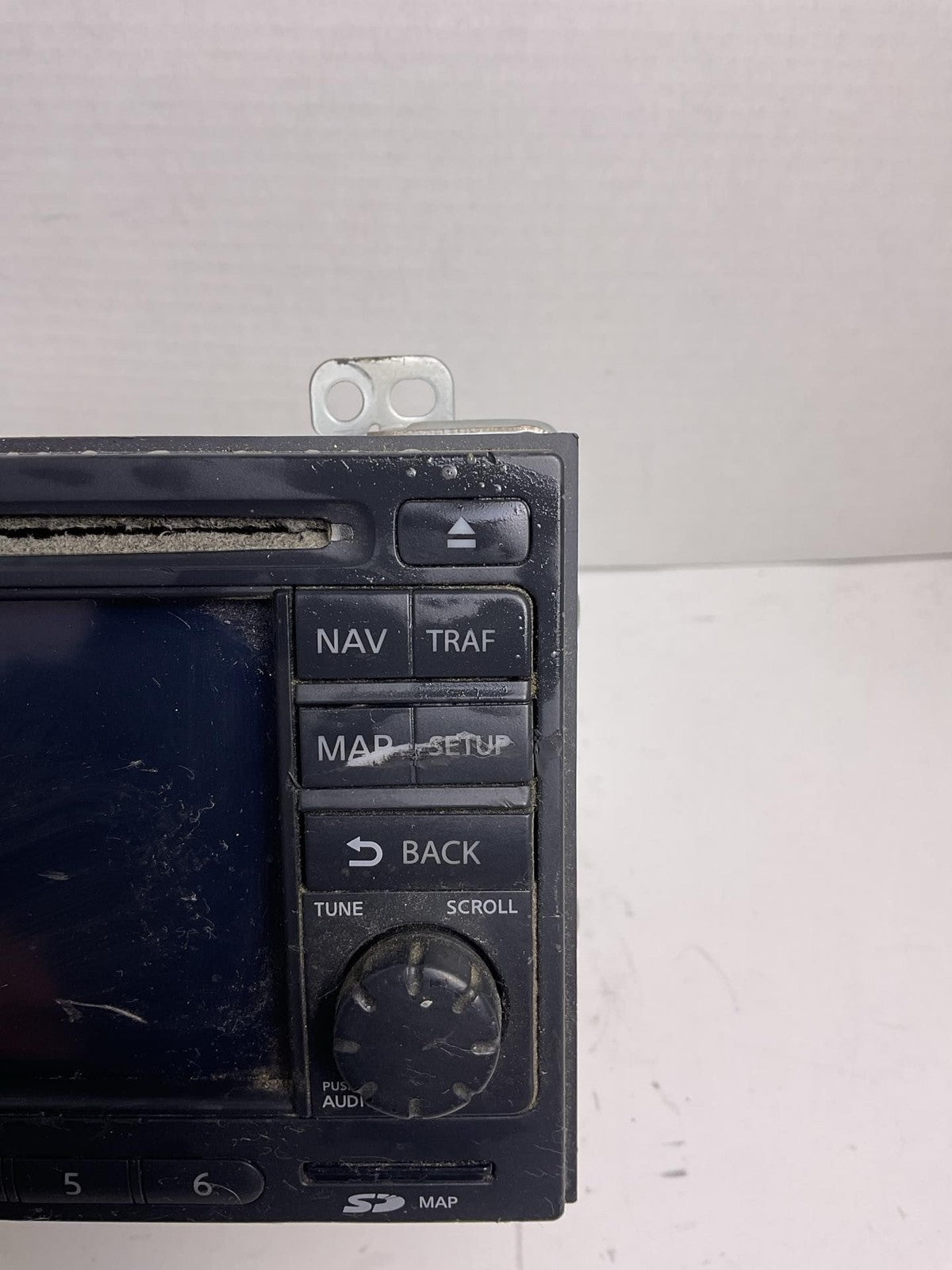 Audio & Visual Equip.(radio) ROGUE EXCEPT SPORT 08 09 10 11 12 13 14 152
