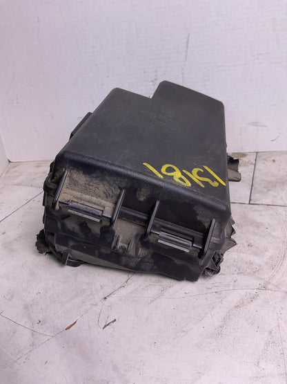 Engine Fuse Box FORD MUSTANG 21 22 232