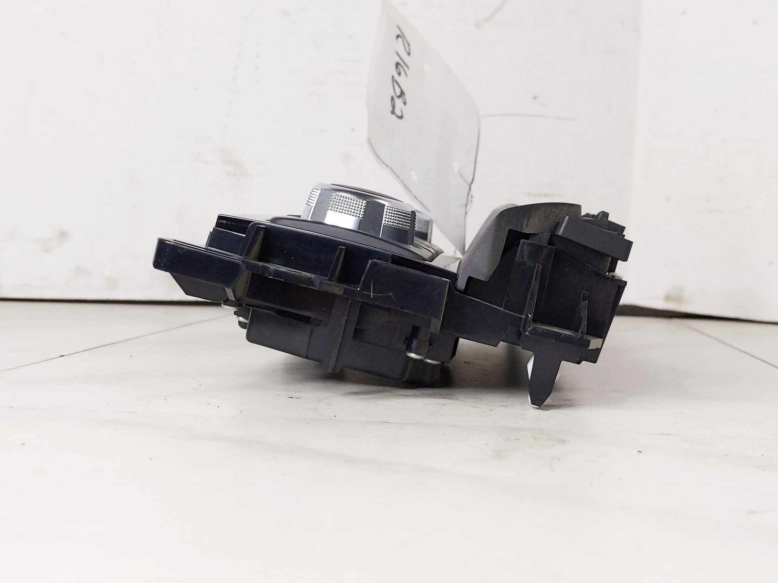 Heater A/c Control MAZDA 6 175