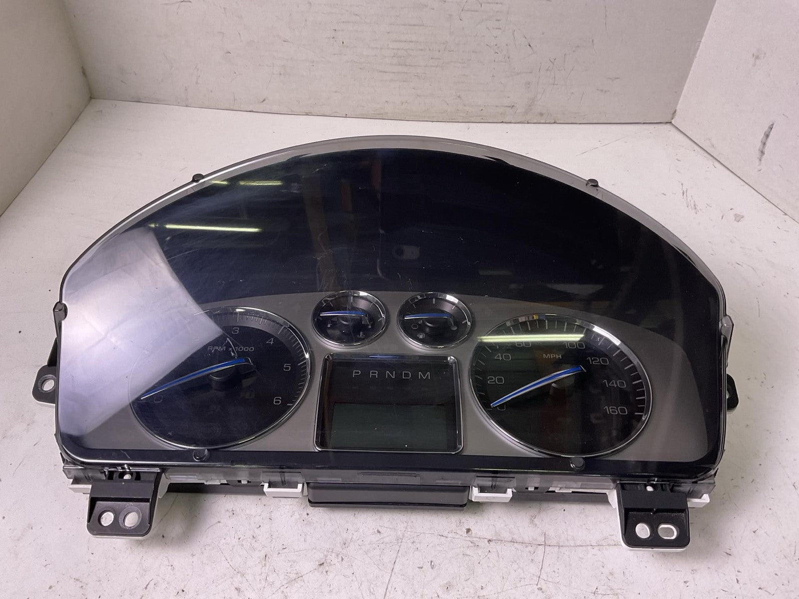Speedometer ESCALADE ESV 080
