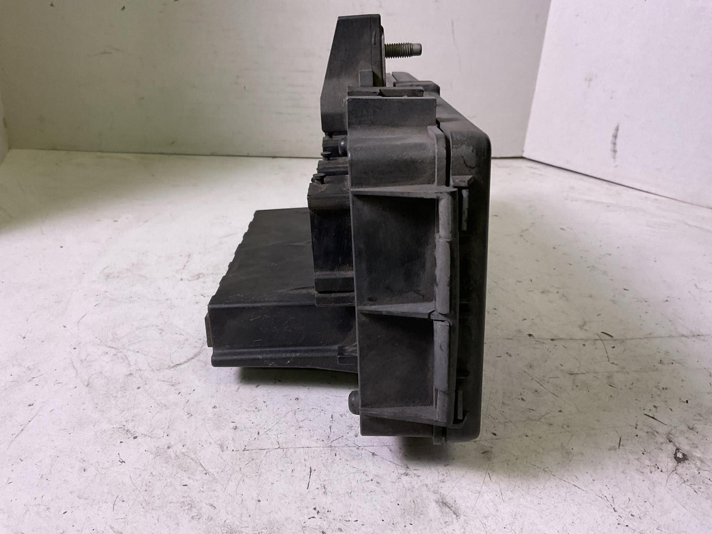 Engine Fuse Box DODGE PICKUP 1500 081