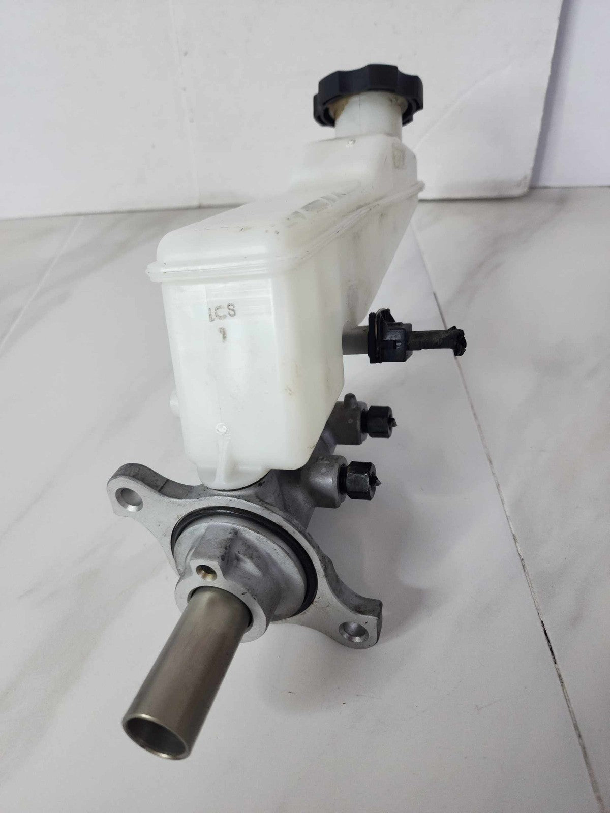 Master Cylinder HYUNDAI ELANTRA 17 18 191