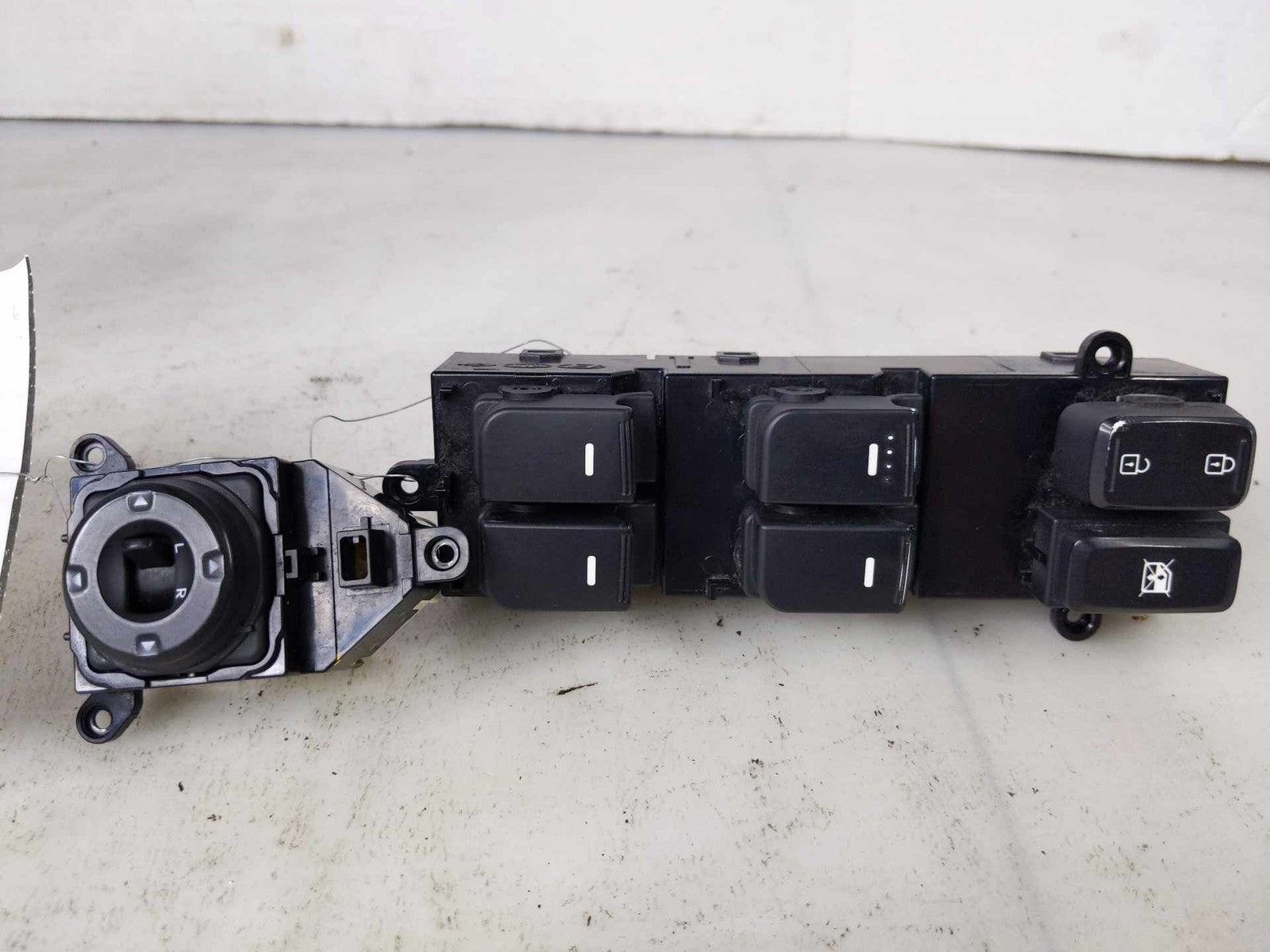 Door Switch Front KIA OPTIMA 11 12 130