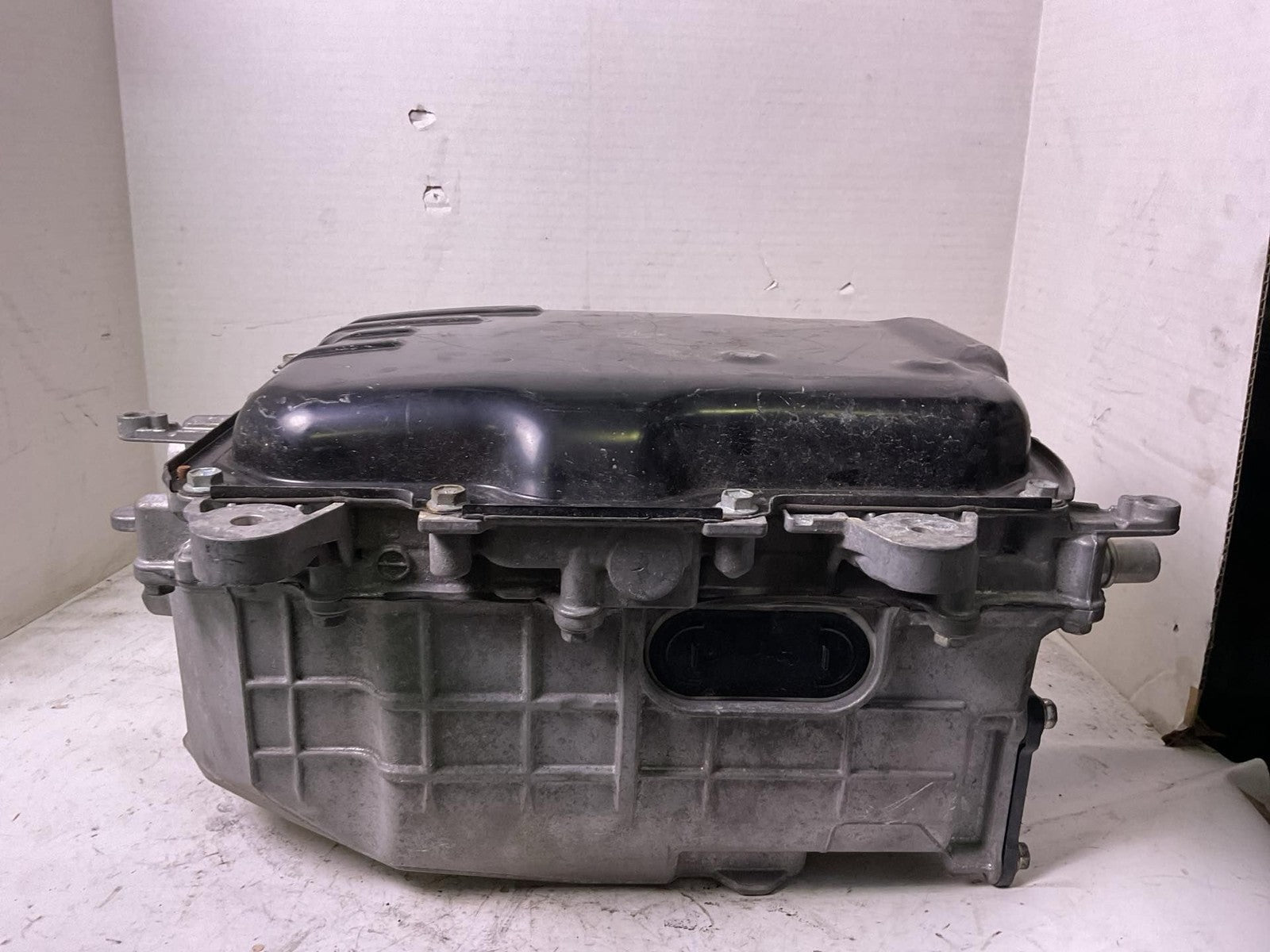 Converter/inverter/charger TOYOTA PRIUS 122