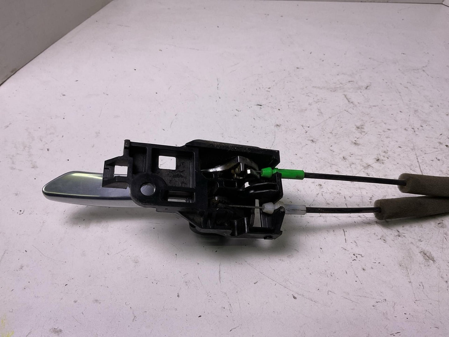 Front Door Latch TOYOTA CAMRY Right 18 19 20 21 22 23 245