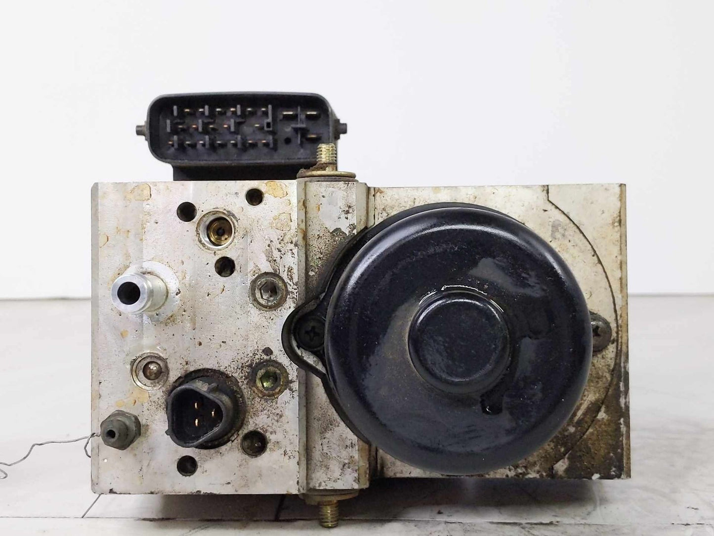 Anti-Lock Brake Pump Module Control Assembly Fr 2001 2002 2003 TOYOTA HIGHLANDER4