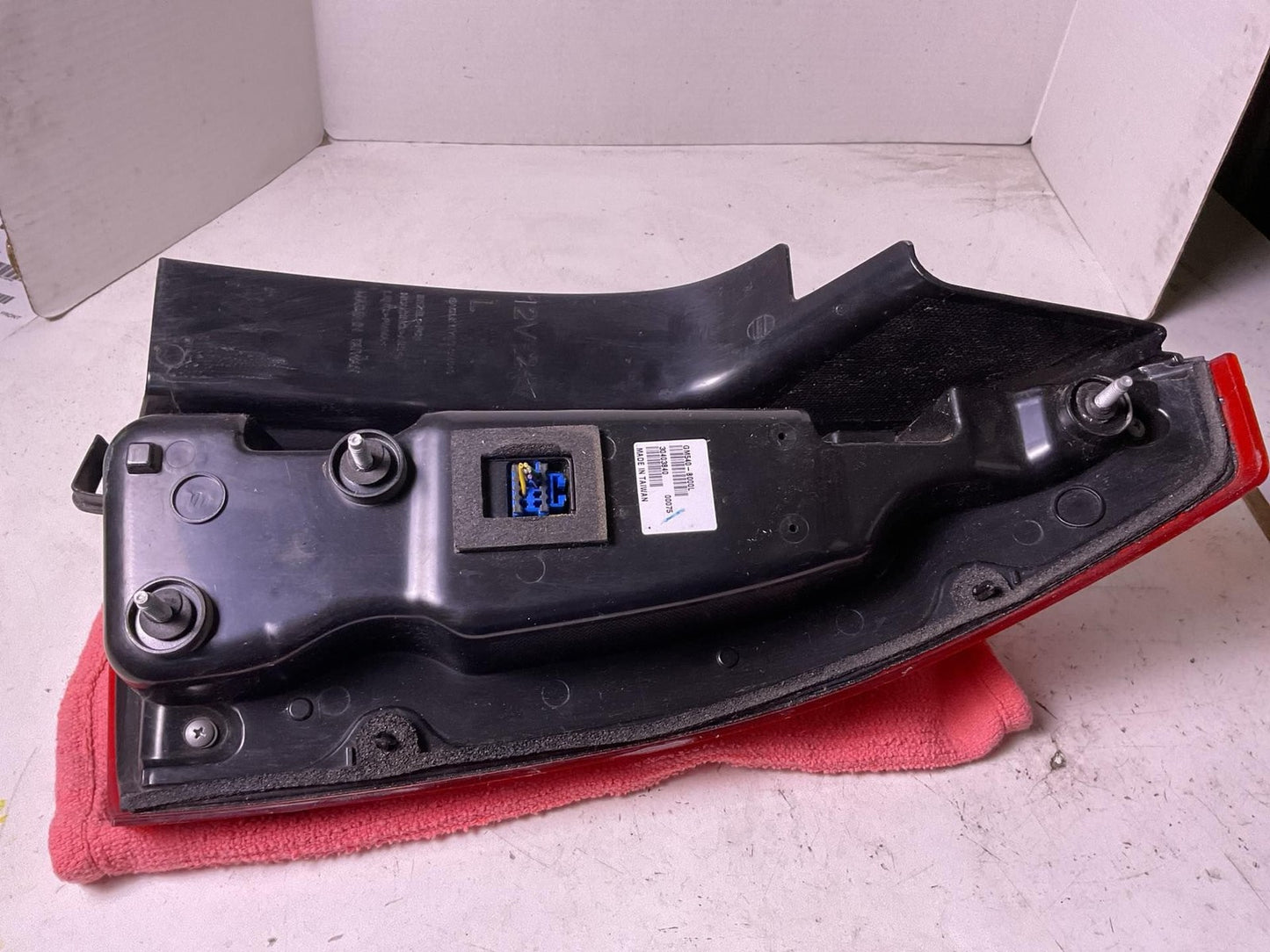 Tail Light Assembly CADILLAC CTS Left 08 09 10 11 12 13 143