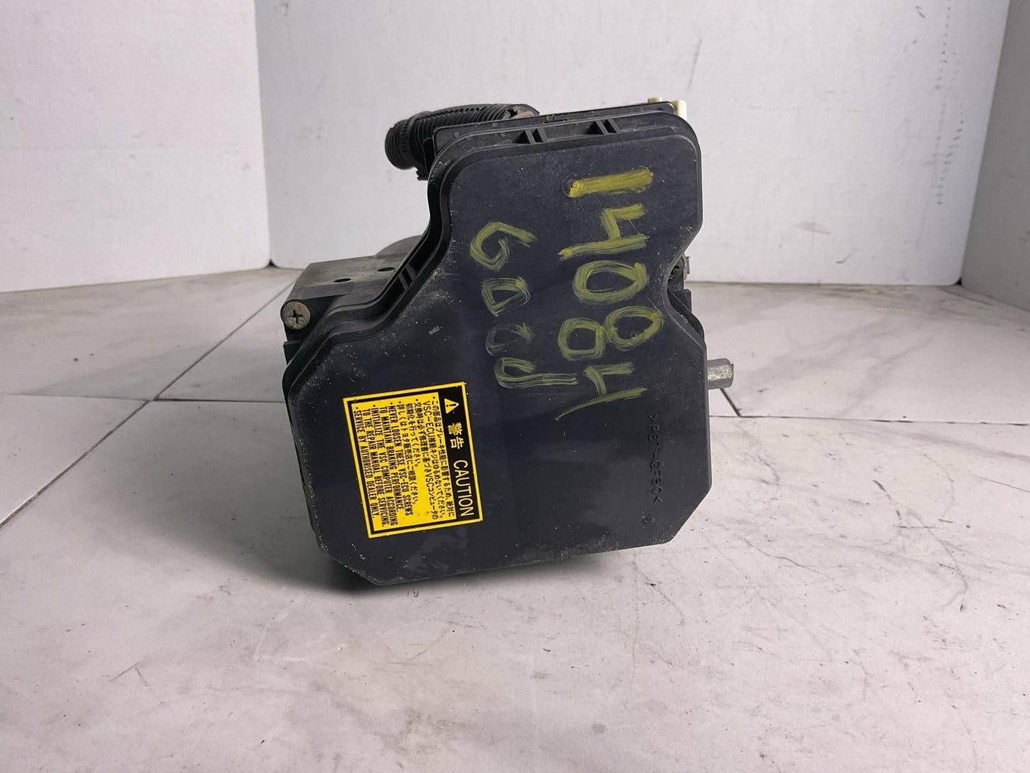 Anti-lock Brake Parts LEXUS RX330 04 05 064