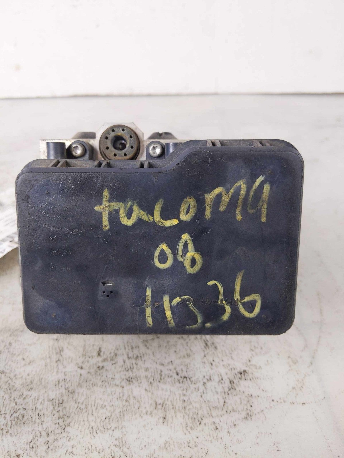 Anti-lock Brake Parts for 2005-2010 TOYOTA TACOMA7