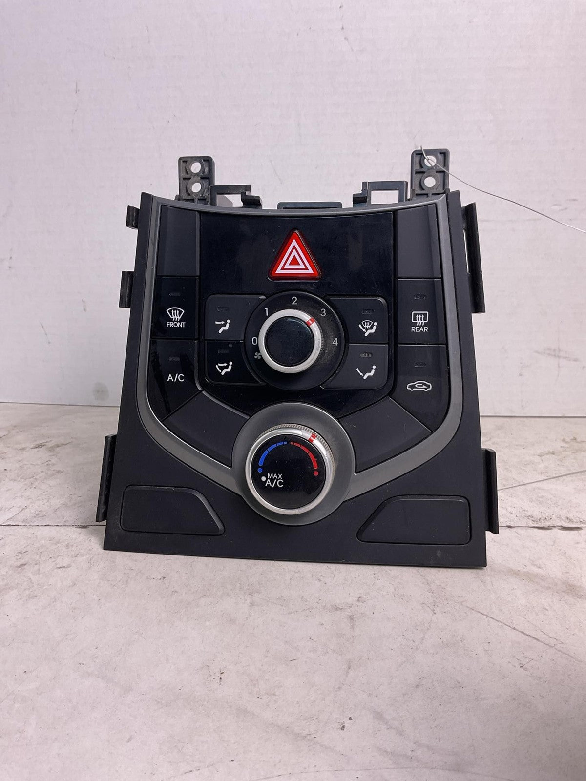 Heater A/c Control HYUNDAI ELANTRA 14 15 160