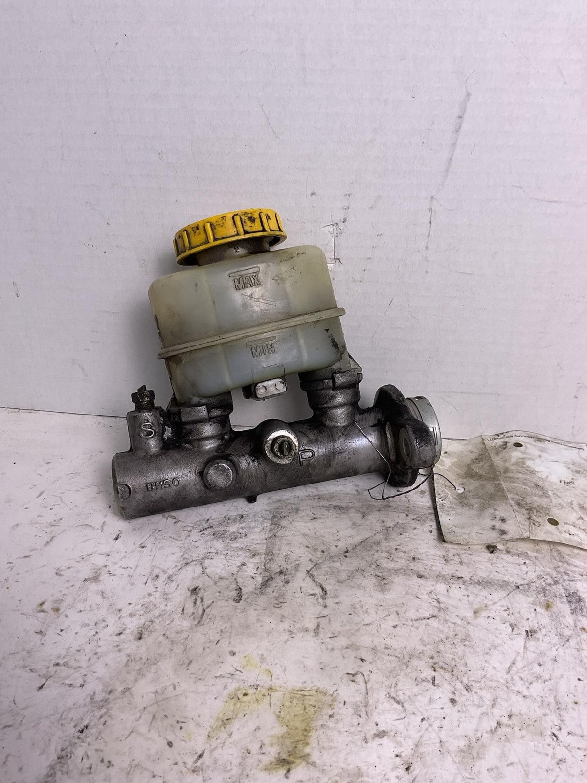 Master Cylinder NISSAN FRONTIER 98 99 00 01 021