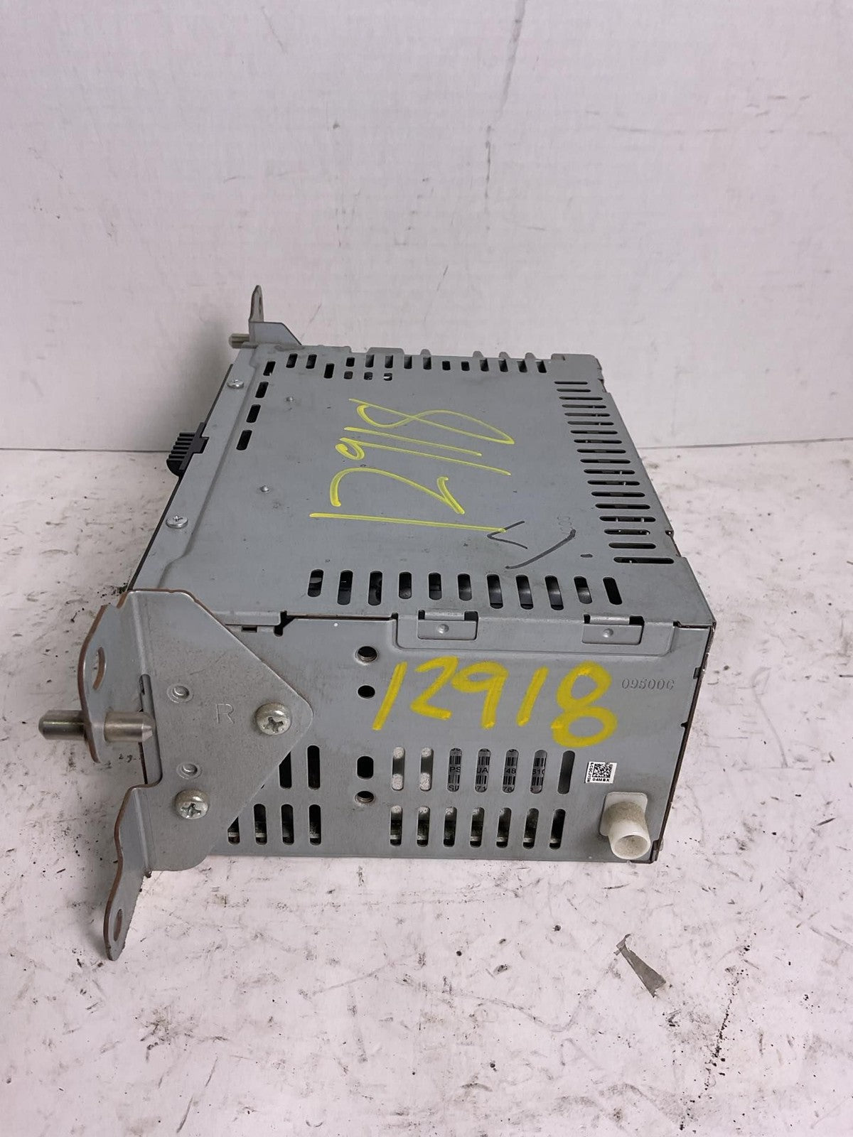 Audio & Visual Equip.(radio) FORD FUSION 15 16 174