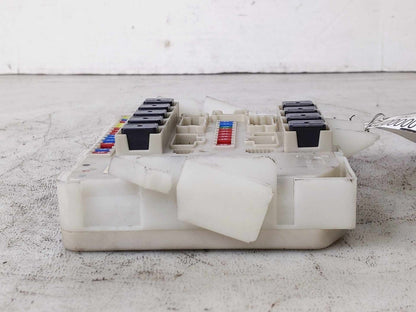 Engine Fuse Box NISSAN TITAN 04 05 064