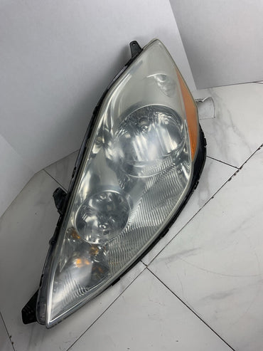 Left Driver Side Headlight Assembly For 2006-2010 Toyota Sienna1