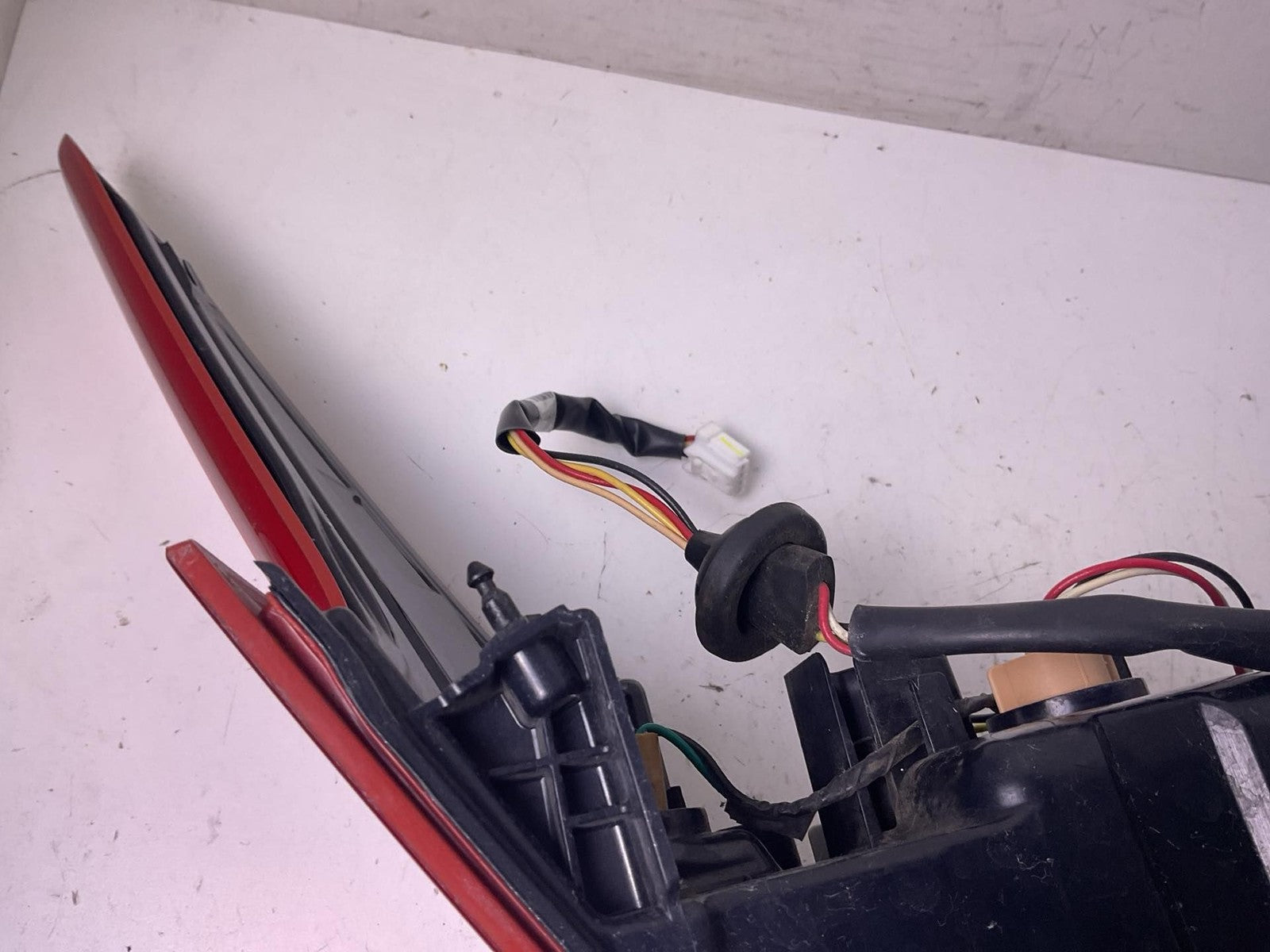 Tail Light Assembly NISSAN ALTIMA Right 16 176