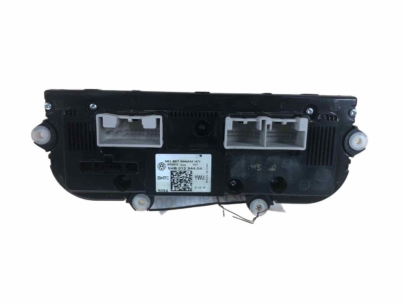 Heater A/c Control VW PASSAT 16 17 181