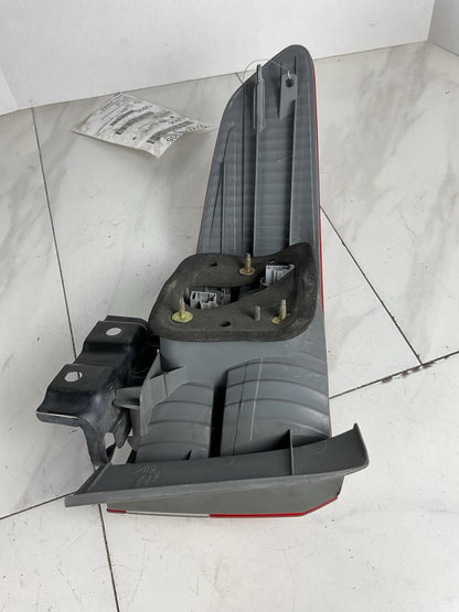 Tail Light Assembly HONDA ACCORD Right 03 04 055