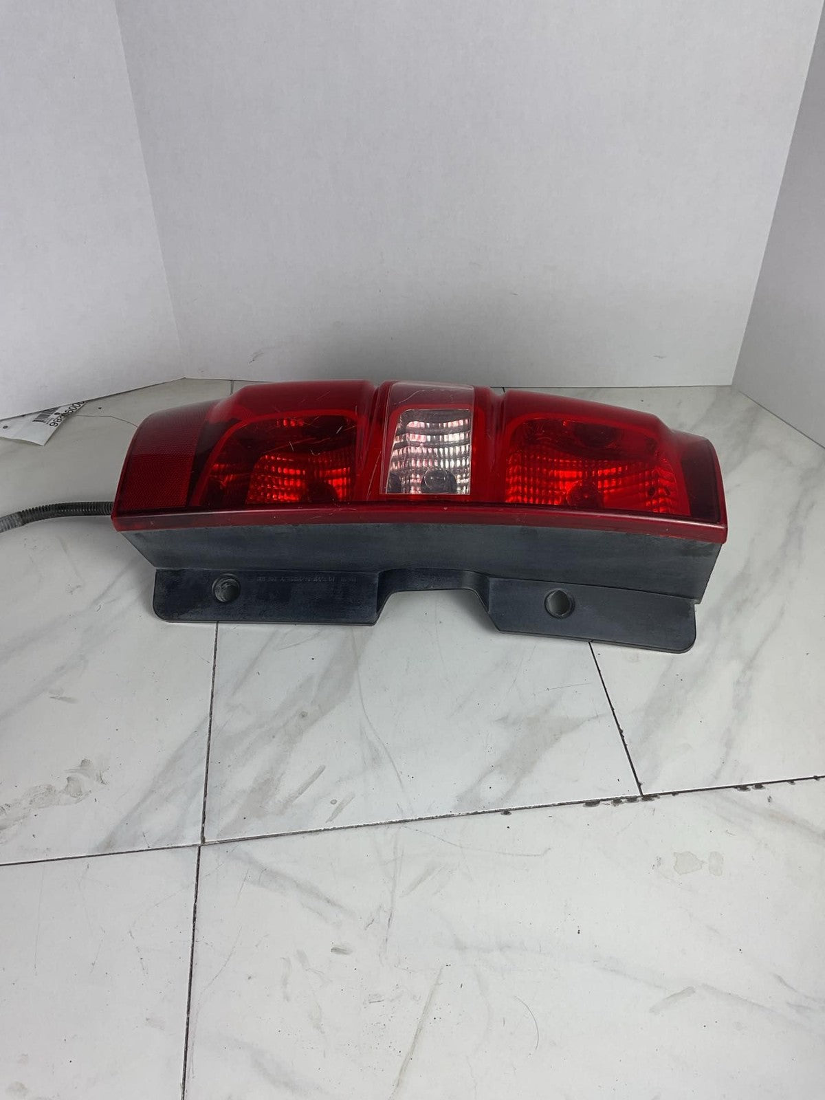 Tail Light Assembly CHEVY TAHOE Left 07 08 09 10 11 12 13 142