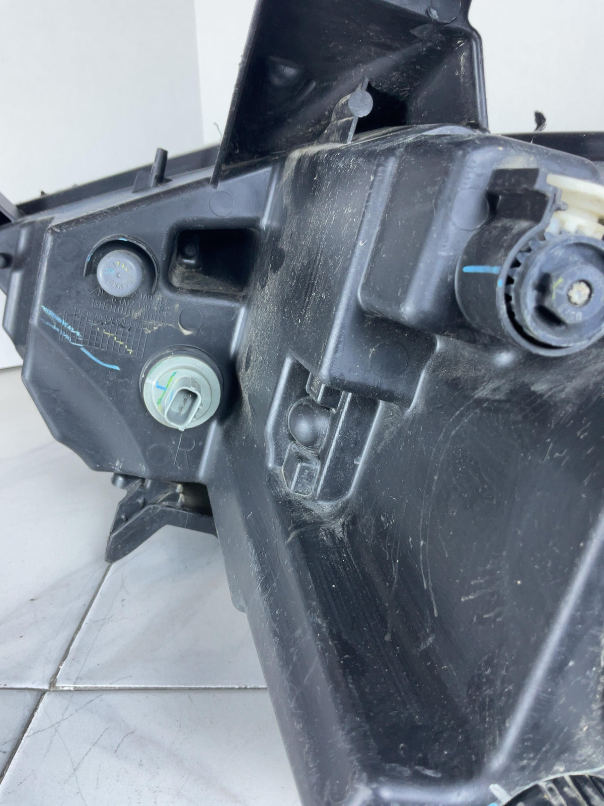 Right Passenger Side Headlamp Assembly 2013-2016 DODGE DART6