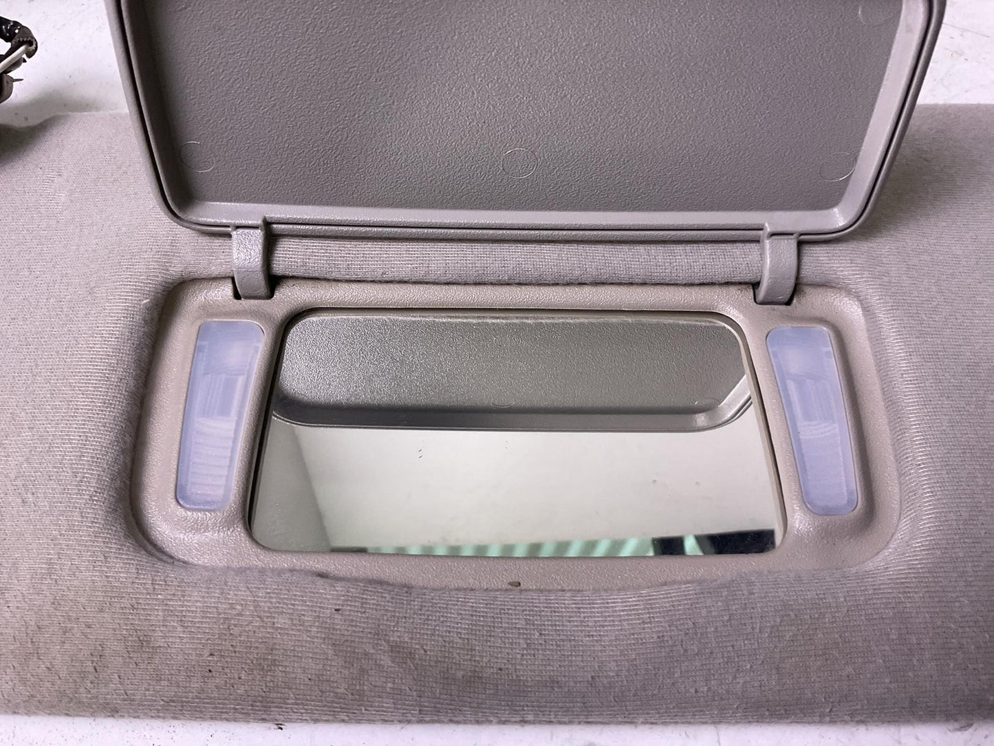 Sun Visor TOYOTA SIENNA Left 05 06 07 08 09 102
