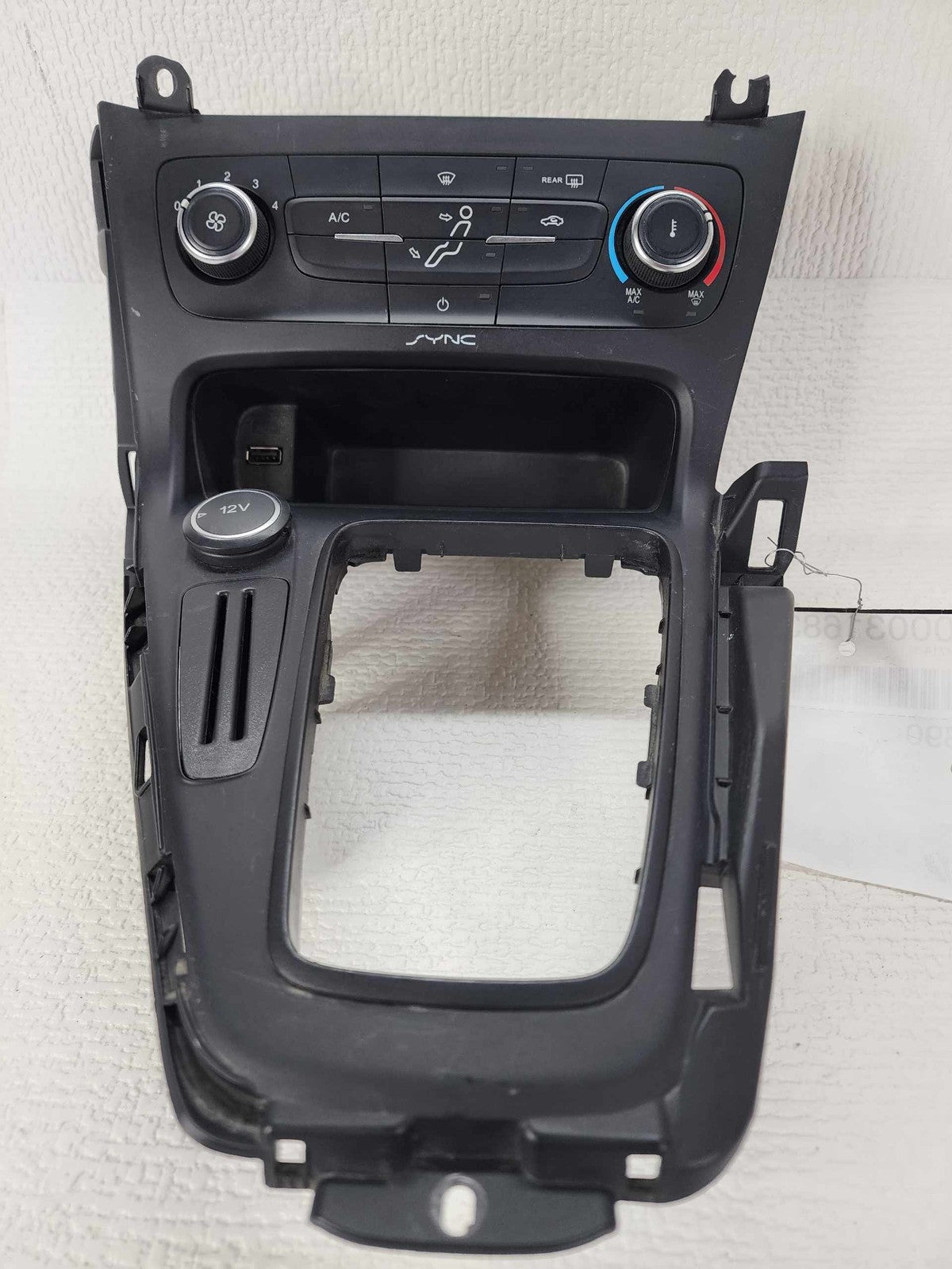 Heater A/c Control FORD FOCUS 15 16 17 180