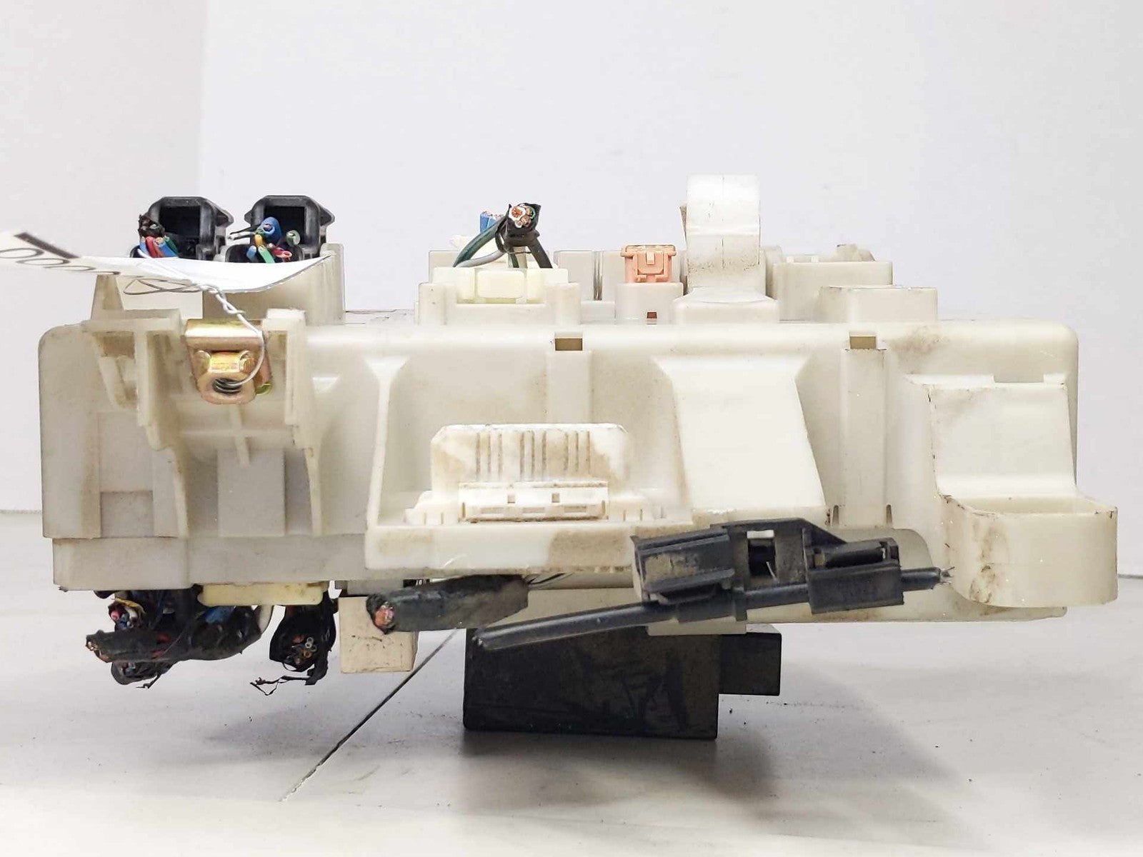 Cabin Fuse Box TOYOTA 4RUNNER 047