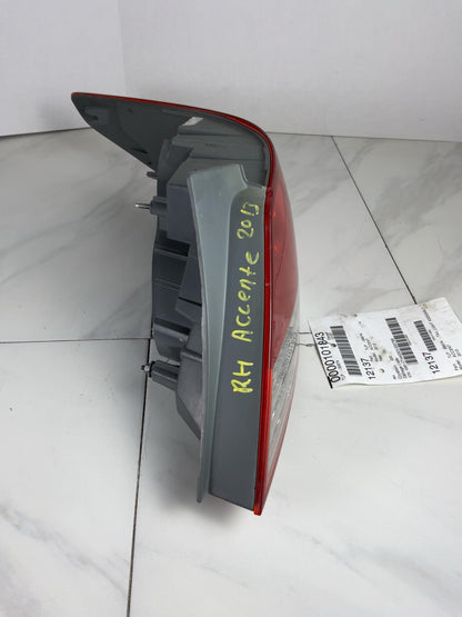 Tail Light Assembly HYUNDAI ACCENT Right 12 13 142