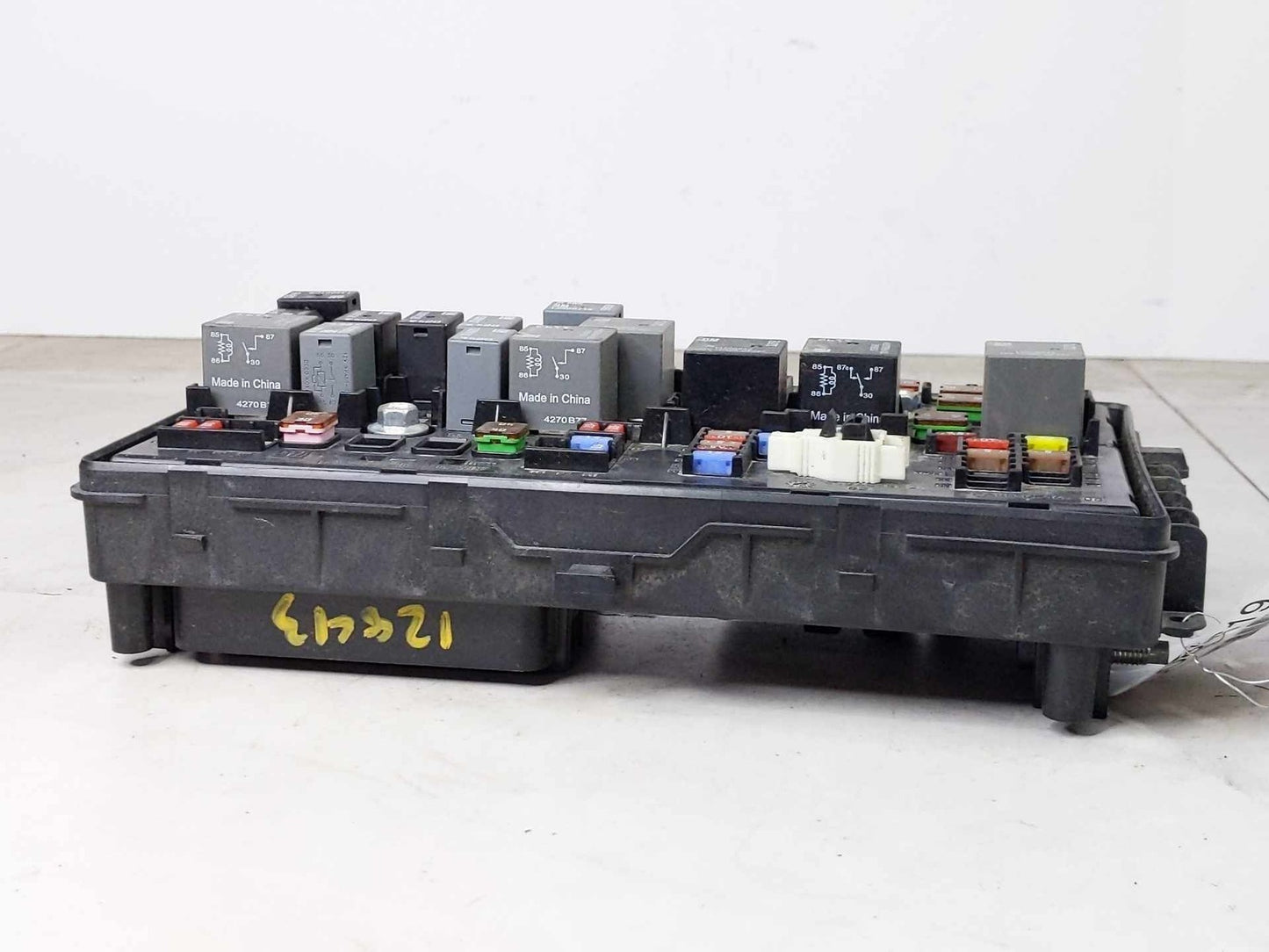 Engine Fuse Box CHEVY CRUZE 15 162