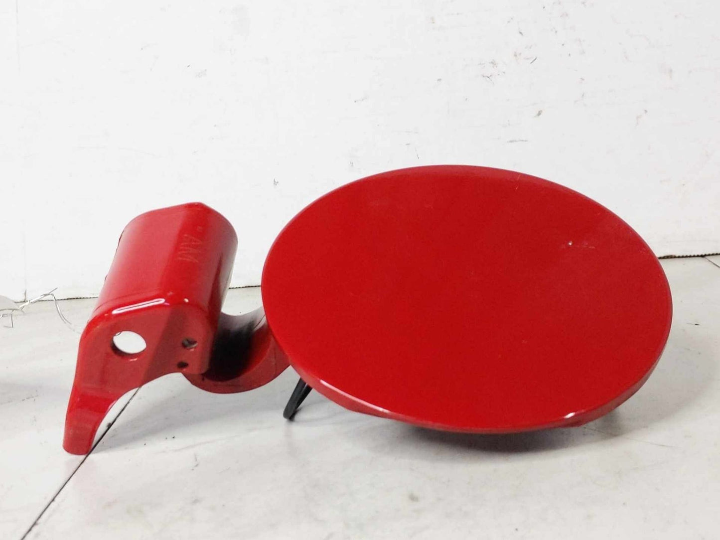 Fuel Tank Door KIA SOUL 10 11 12 135