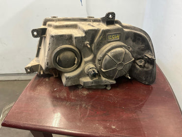 Right Passenger Side Headlight Assembly For 2003-2006 Lincoln Navigator1