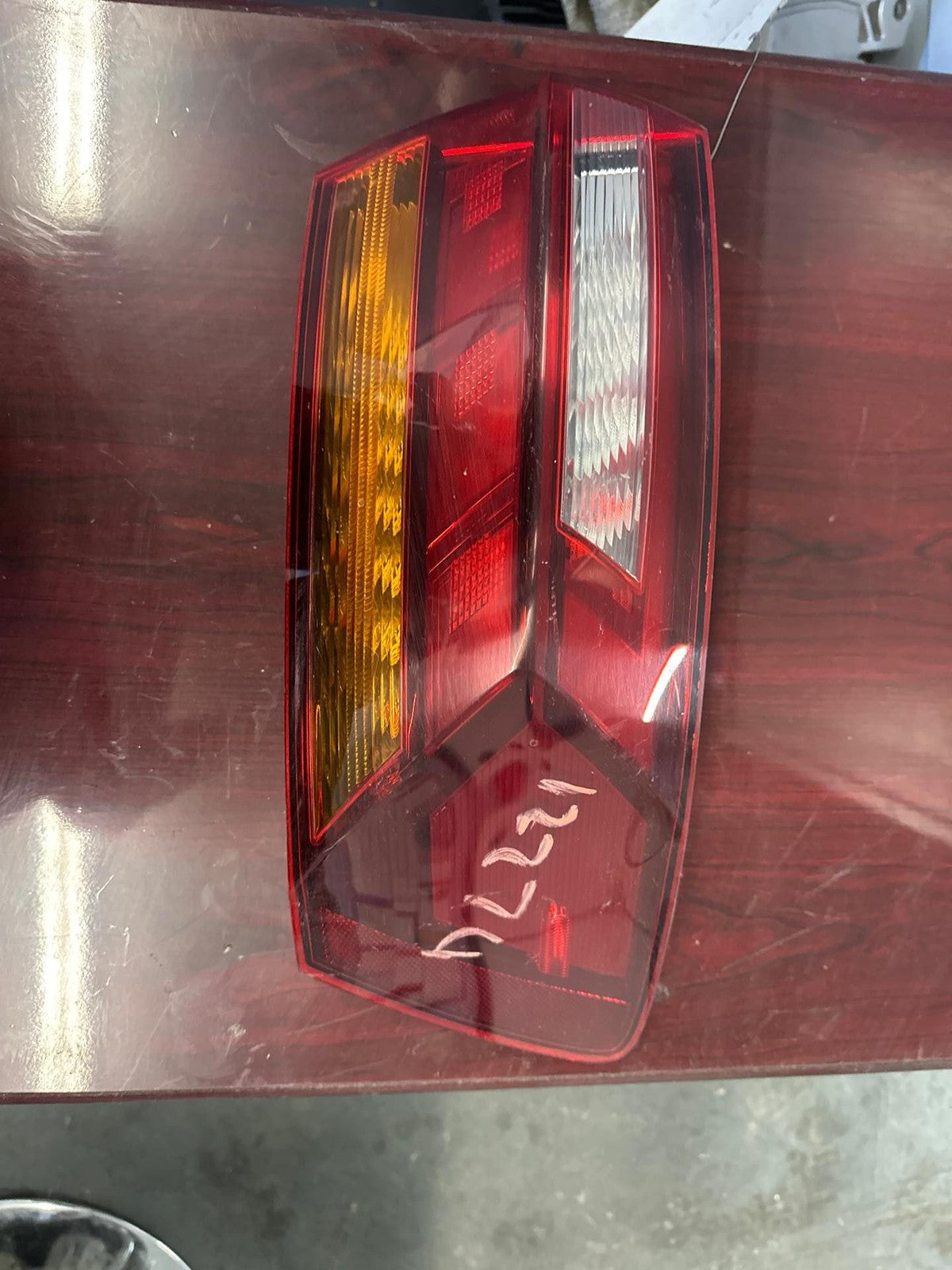 Tail Light Assembly JETTA EXCEPT GLI Right 19 20 21 22 230