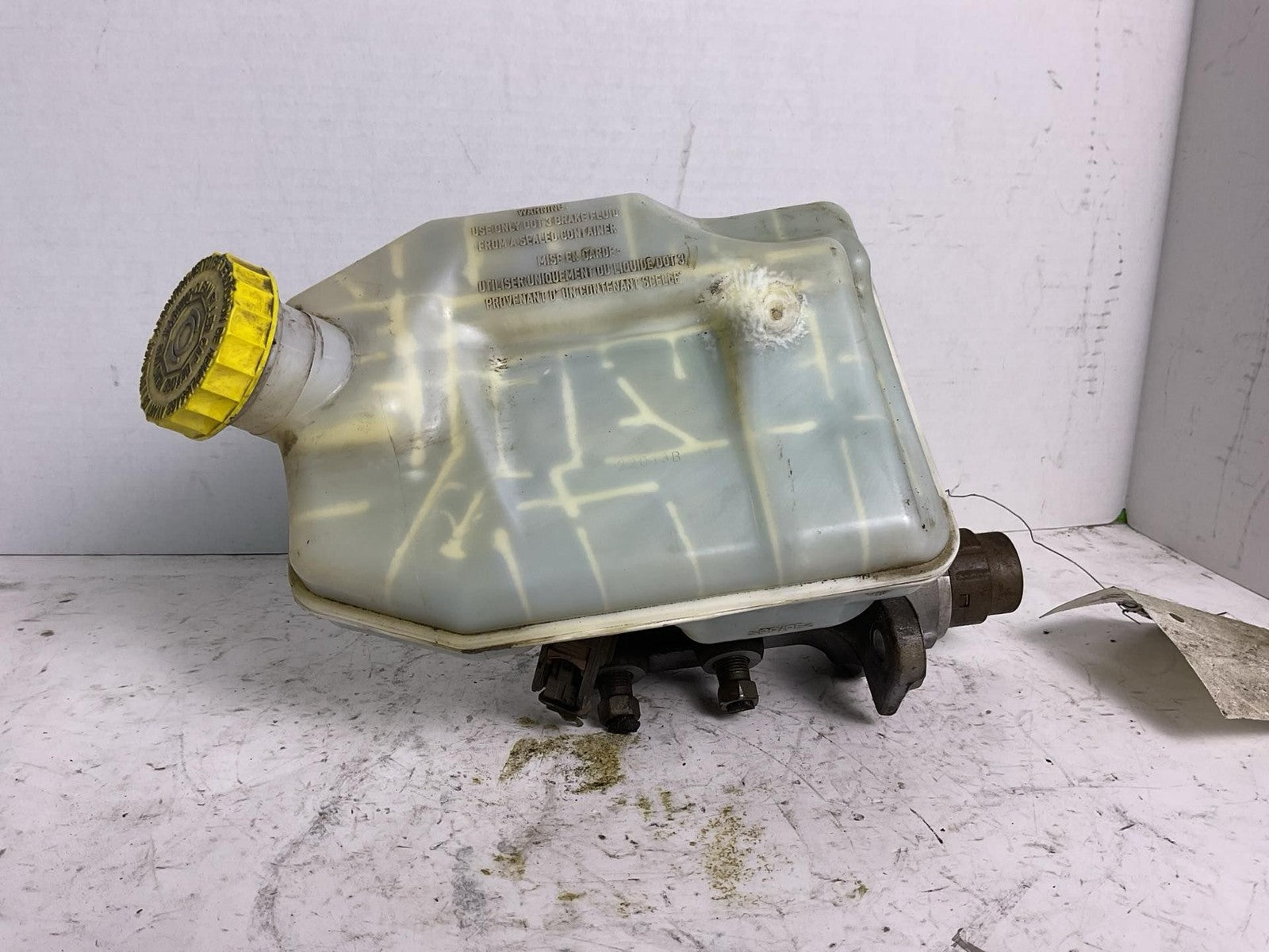 Master Cylinder CHRYSLER TOWN CNTRY 12 13 14 15 160