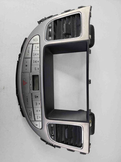 Heater A/c Control HYUNDAI GENESIS 09 10 11 12 13 141