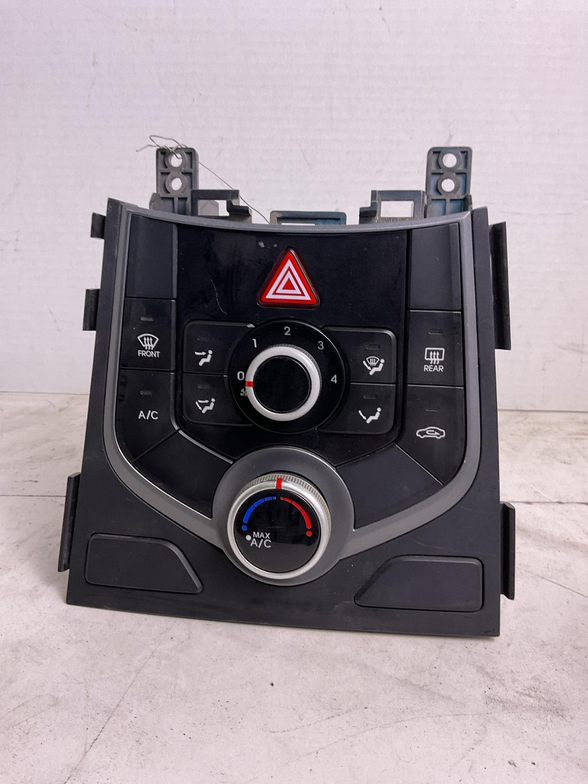 Heater A/c Control HYUNDAI ELANTRA 14 15 160
