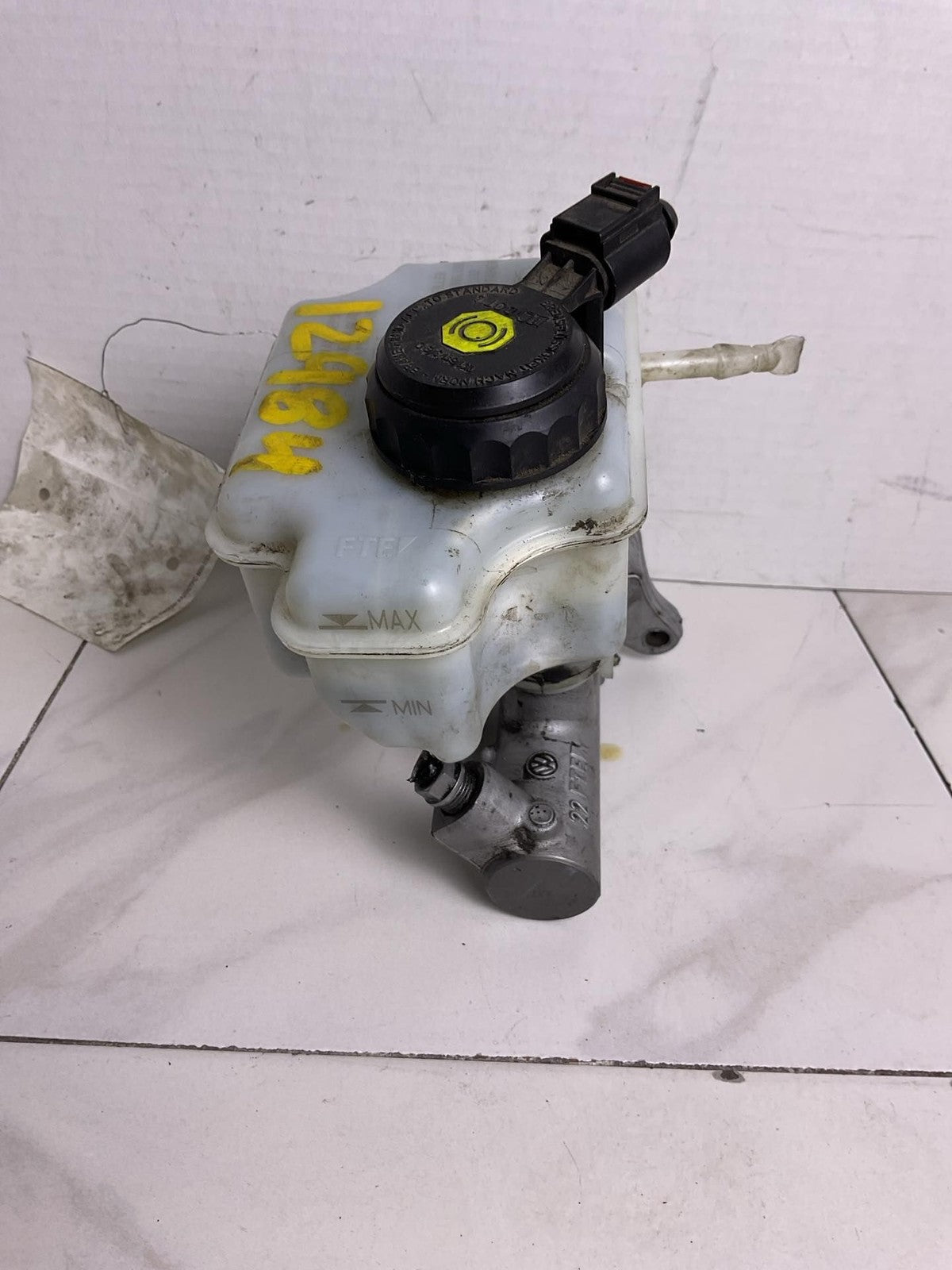 Master Cylinder JETTA EXCEPT GLI 09 10 11 12 13 14 15 16 17 181