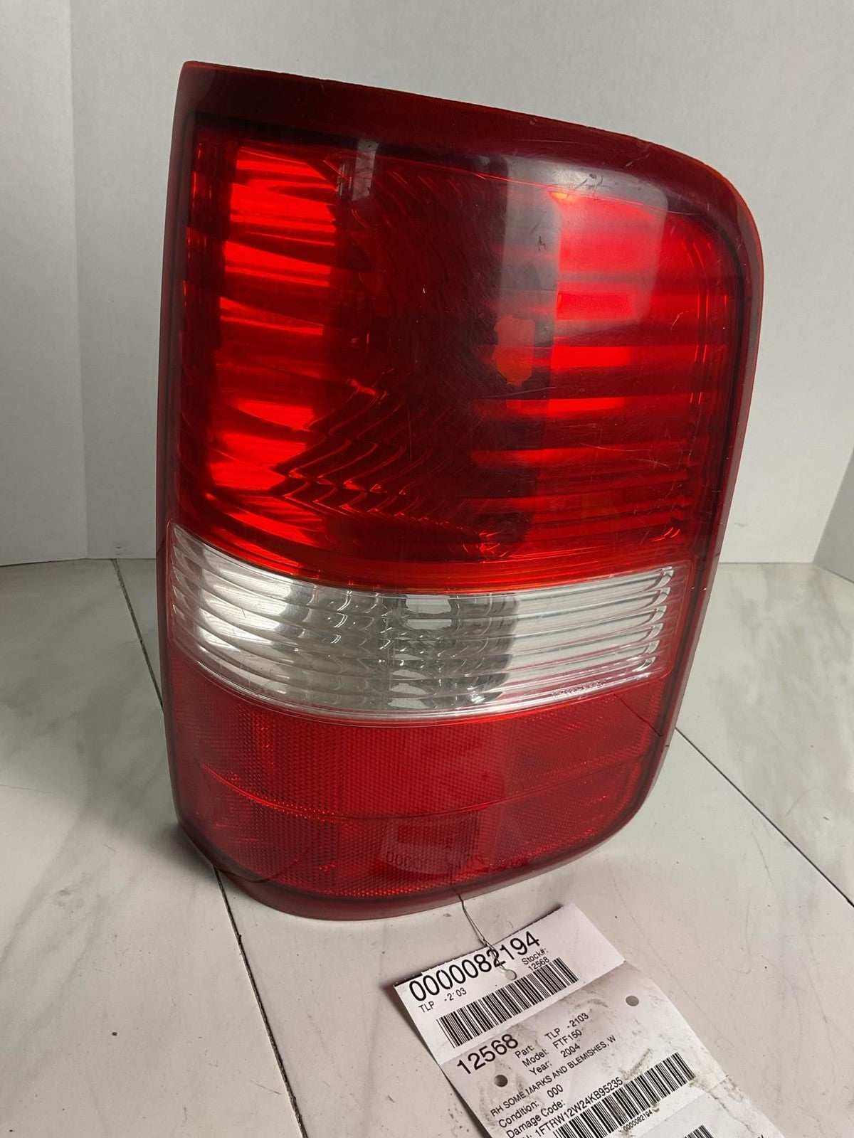 Tail Light Assembly FORD PICKUP F150 Right 04 05 06 07 08 092