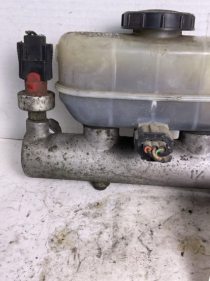 Master Cylinder FORD PICKUP F150 00 01 02 03 0412