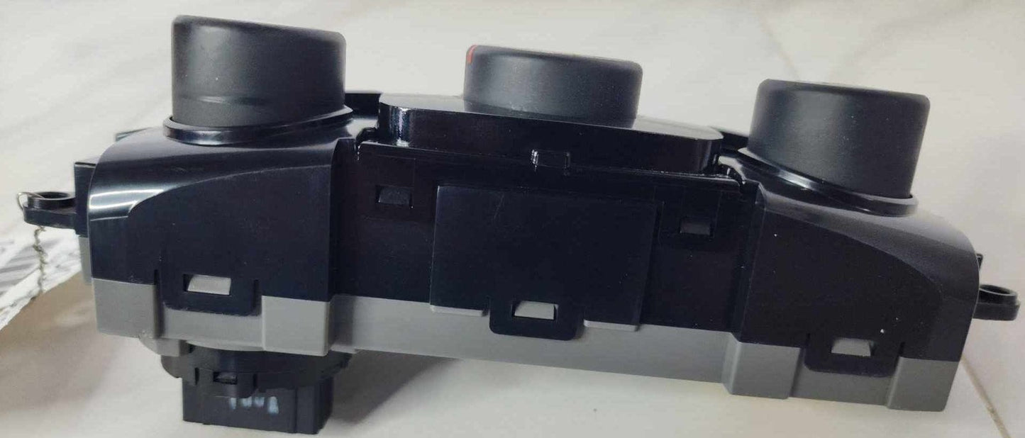 Heater A/c Control HYUNDAI SONATA 141