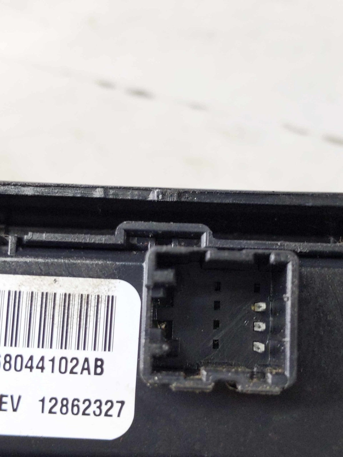 Radio Bezel Trim CHRYSLER 200 129